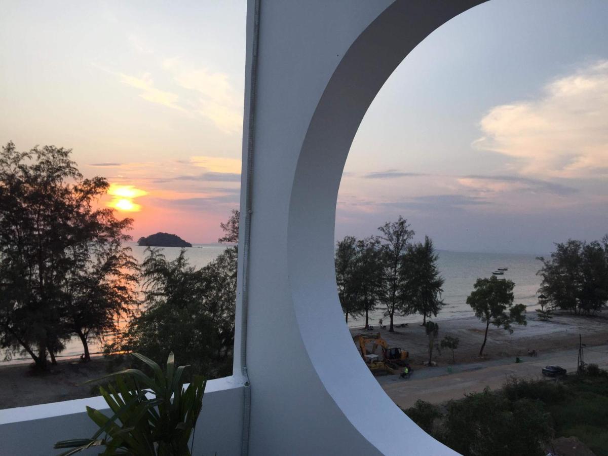 Naia Resort Sihanoukville Exterior photo